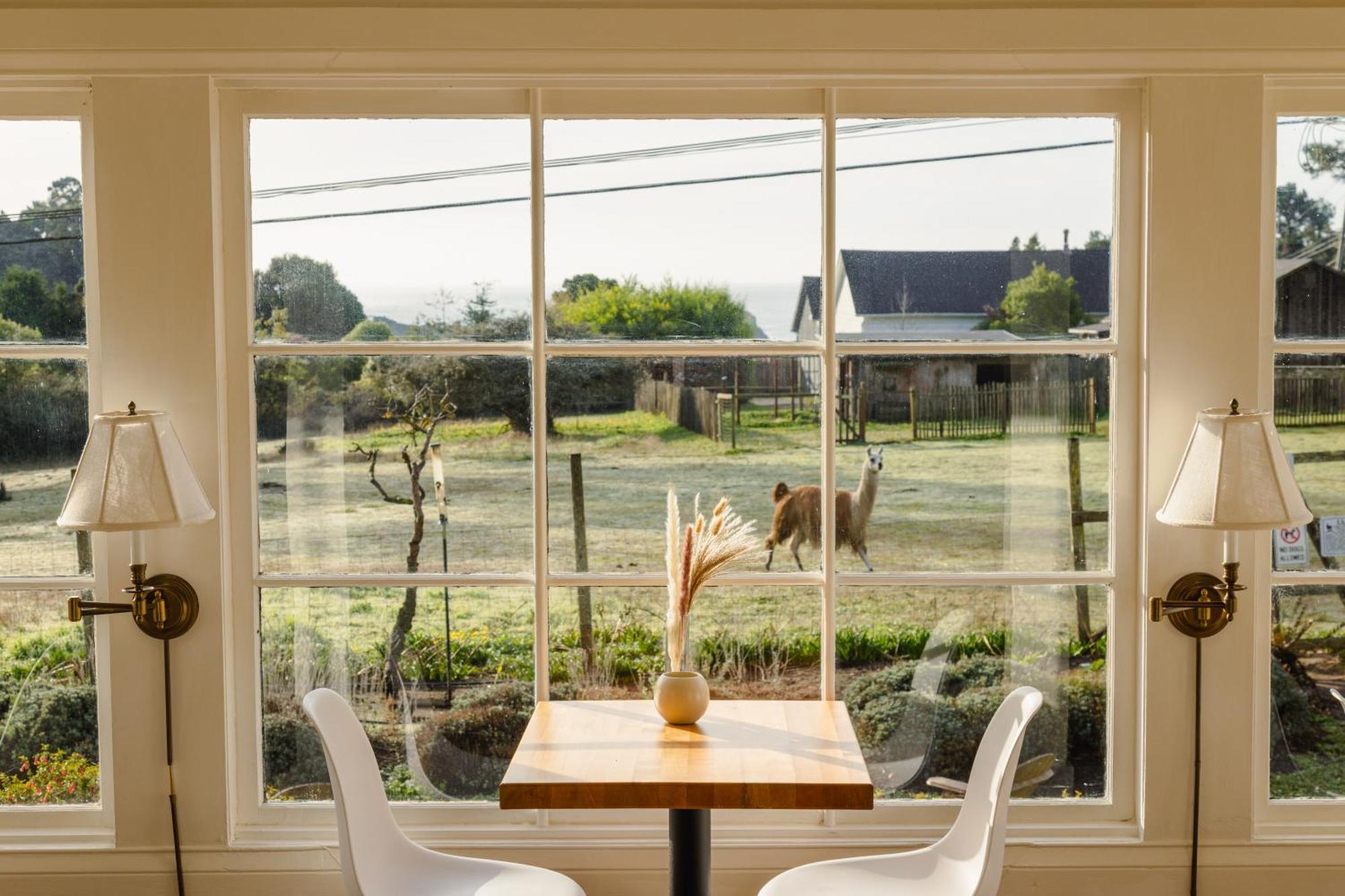 Scp Mendocino Inn And Farm Little River Exterior photo